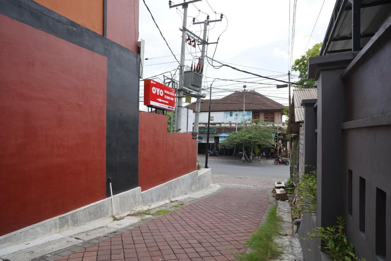 Oyo 2392 Nusa Dua Eling Inn מראה חיצוני תמונה