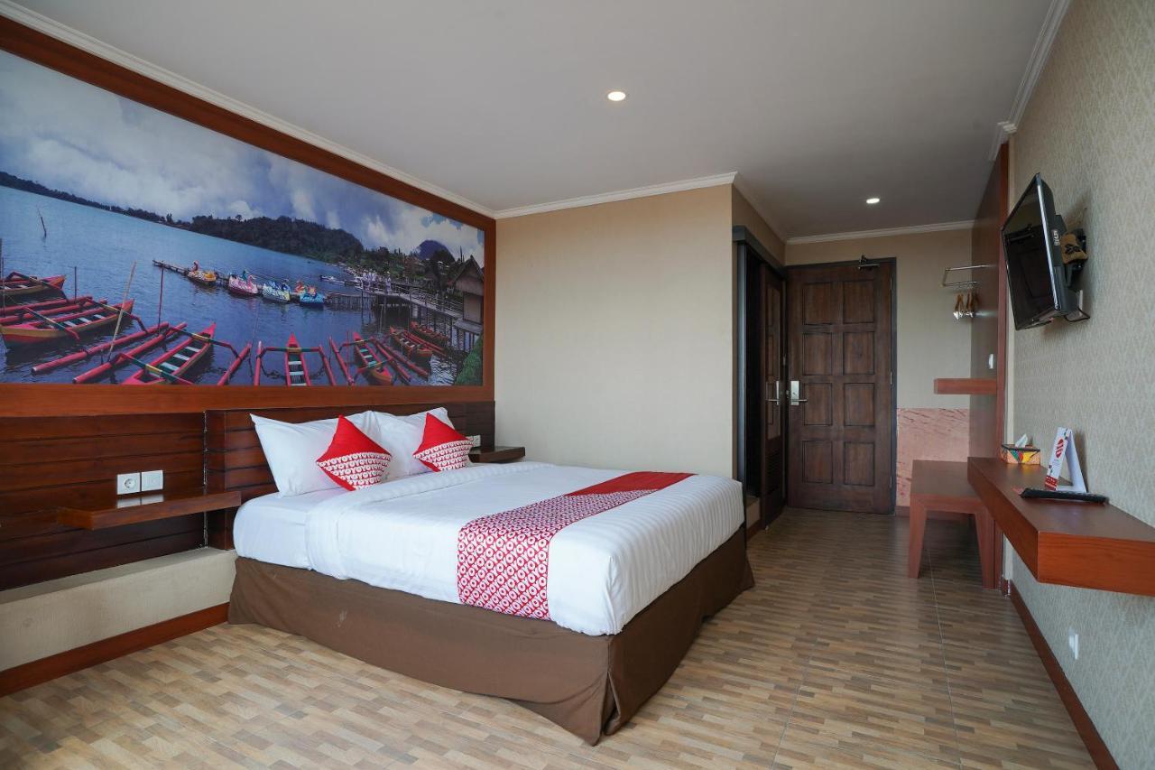 Oyo 2392 Nusa Dua Eling Inn מראה חיצוני תמונה